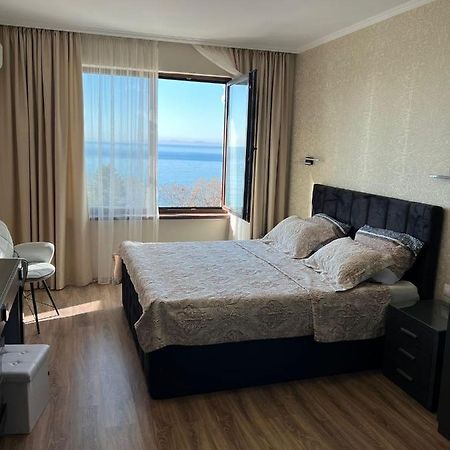 Luxury Penthouse Apartments At Valencia Gardens ブルガス エクステリア 写真